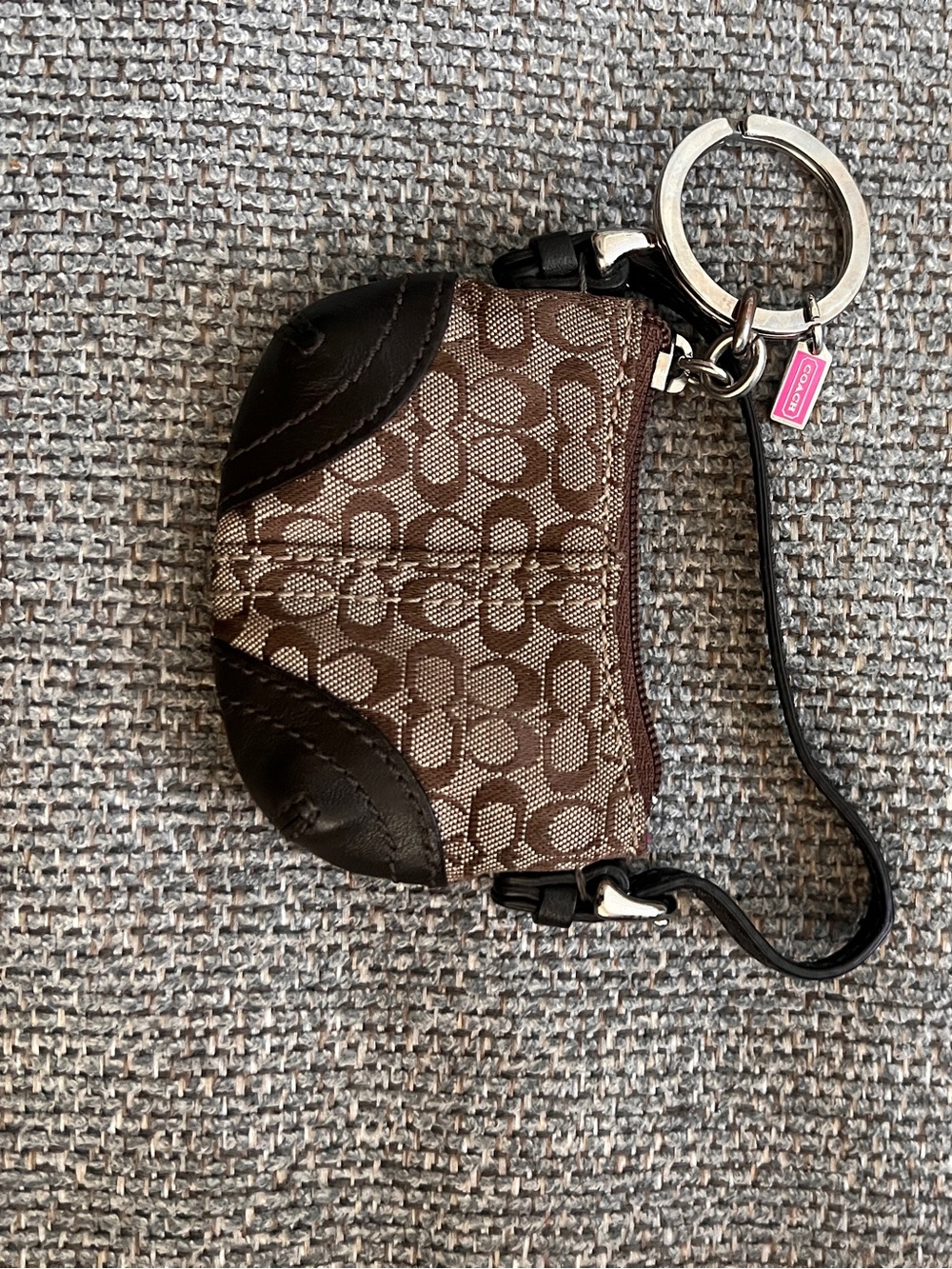 Coach charm - Picture 2 of 3